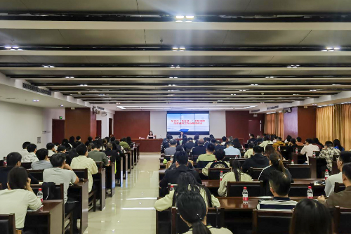 2025年3月5日开展培训推动“多证合一”并联审批改革试点工作发挥实效.jpg